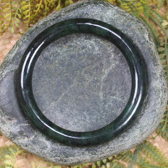 Bangle carved from Rimu Pounamu - NZ Greenstone
