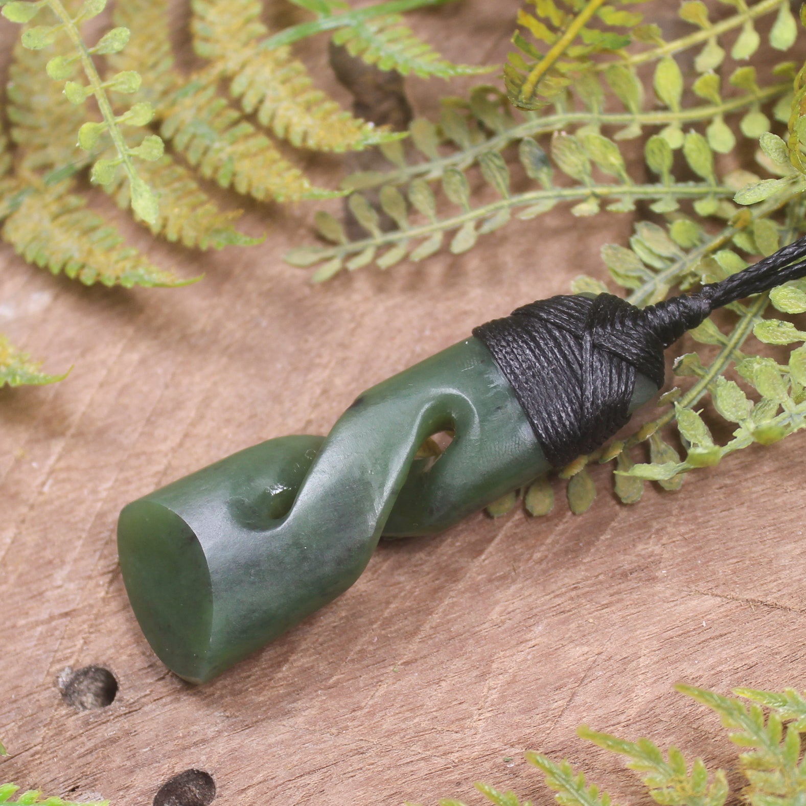 Hapopo Pounamu Toki twist pendant - NZ Greenstone