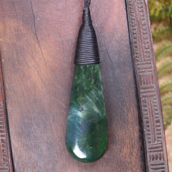 Kawakawa Pounamu Roimata Pendant - NZ Greenstone