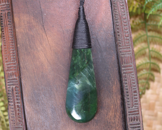 Kawakawa Pounamu Roimata Pendant - NZ Greenstone