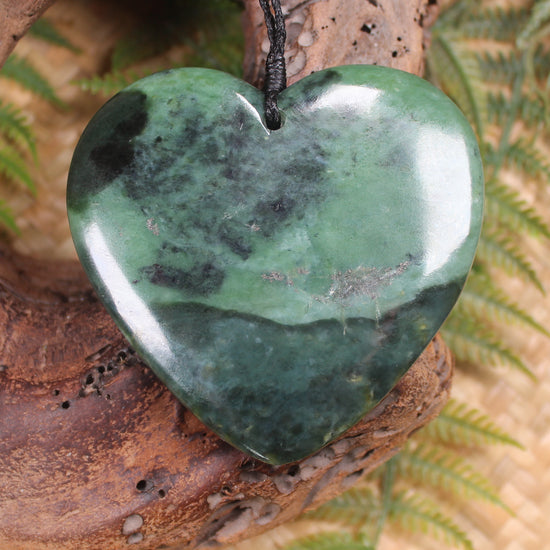 Heart carved from Inanga Pounamu - NZ Greenstone