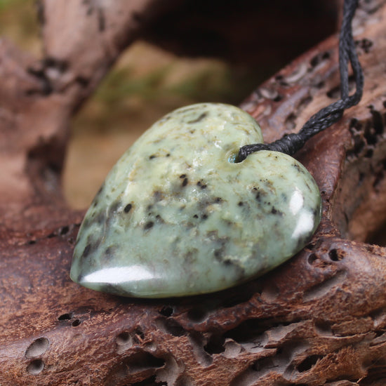 Heart carved from Rimu Pounamu - NZ Greenstone