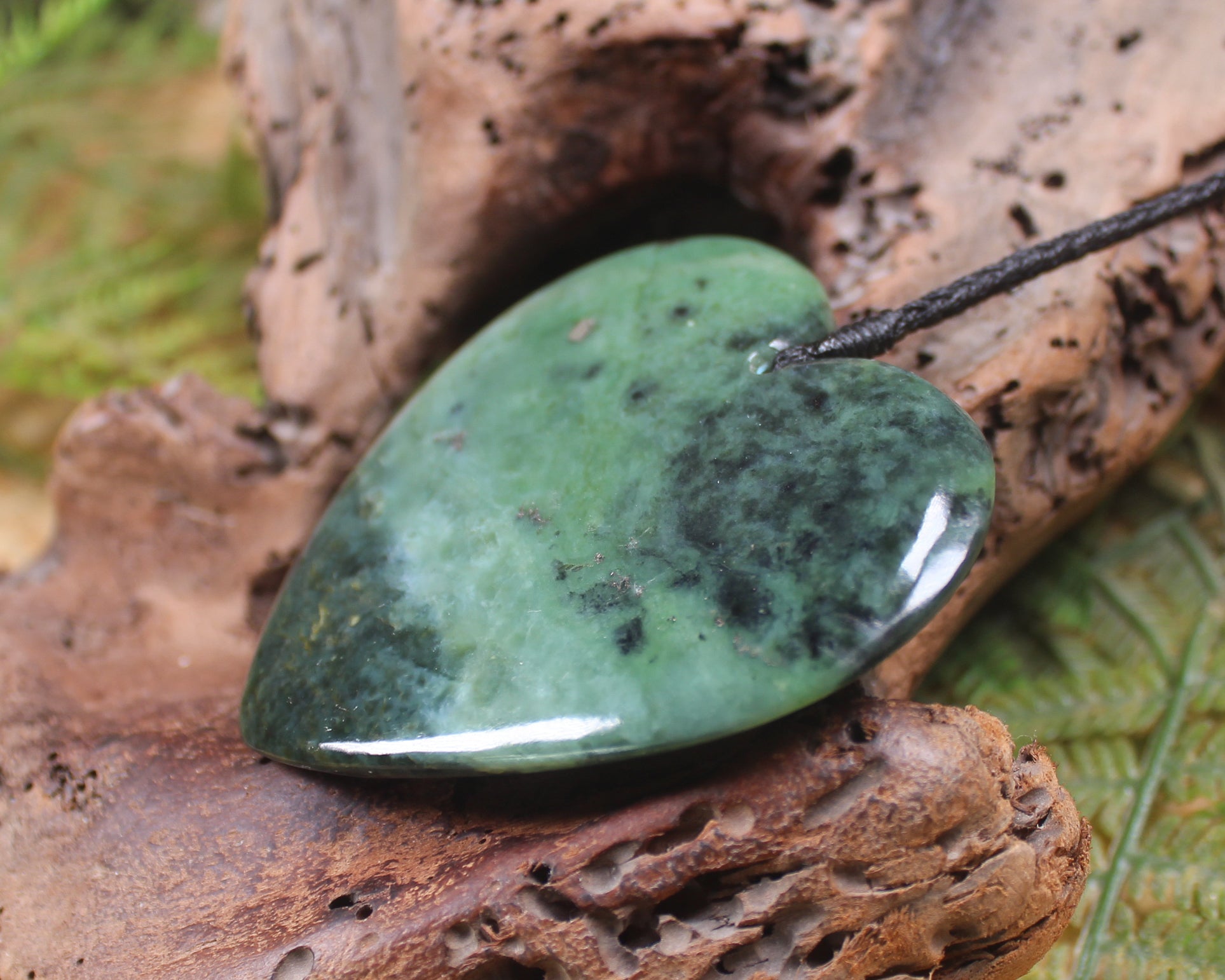 Heart carved from Inanga Pounamu - NZ Greenstone