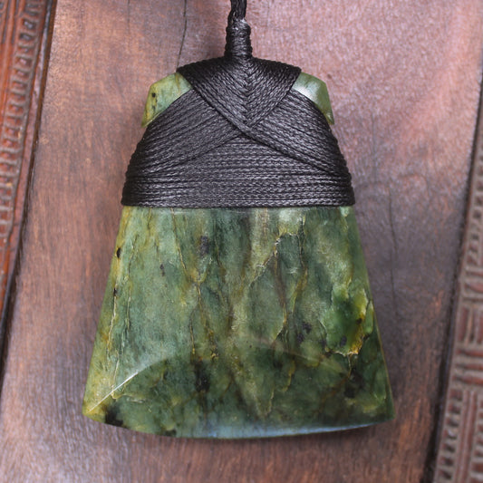 Flower Jade Pounamu Toki