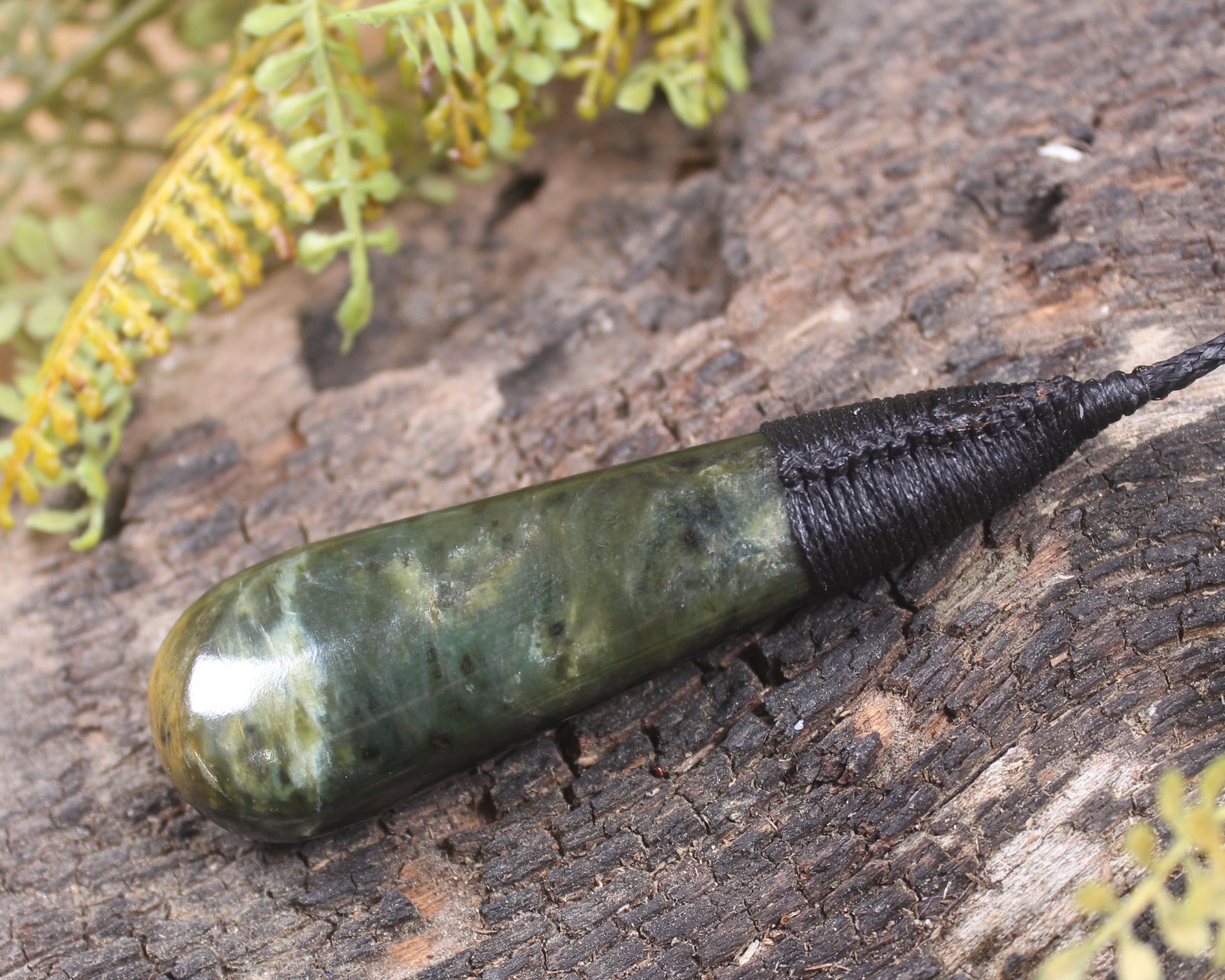 Rimu Pounamu Roimata Pendant - NZ Greenstone