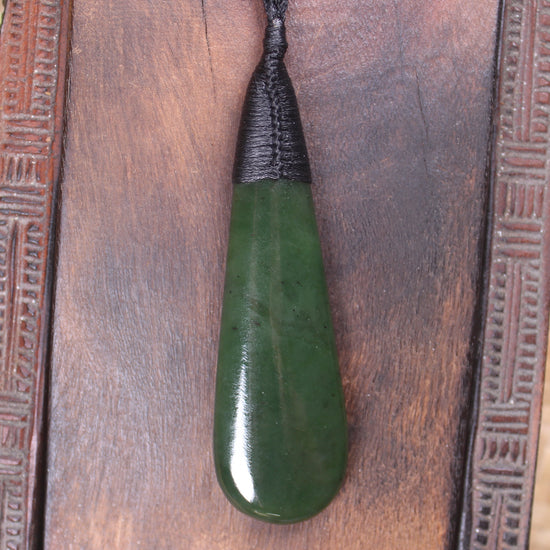 Kawakawa Pounamu Roimata Pendant - NZ Greenstone