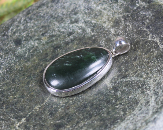 Kawakawa Pounamu pendant set in Sterling Silver - NZ Greenstone