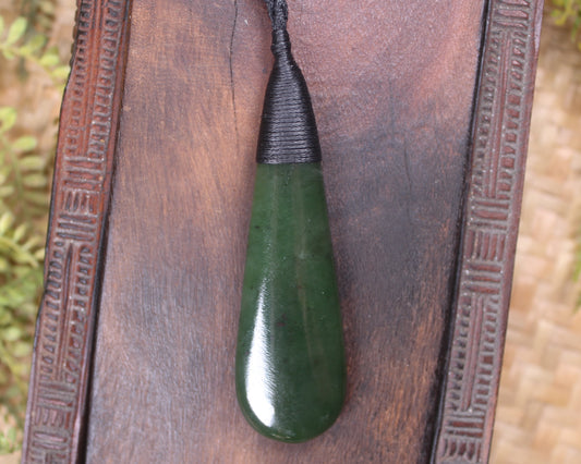 Kawakawa Pounamu Roimata Pendant - NZ Greenstone