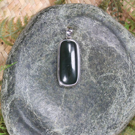 Kawakawa Pounamu pendant set in Sterling Silver - NZ Greenstone