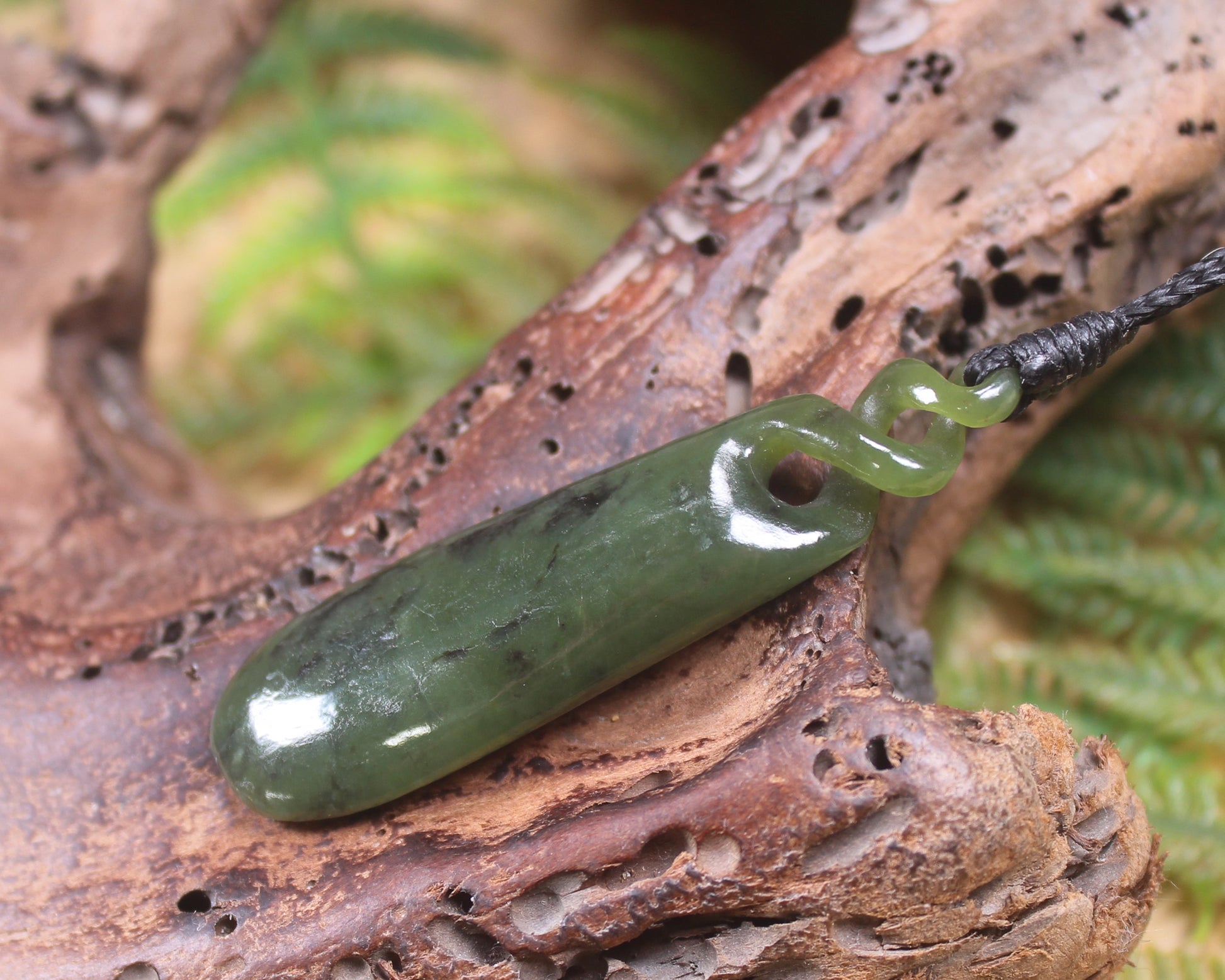 Rimu Pounamu Roimata Pendant - NZ Greenstone