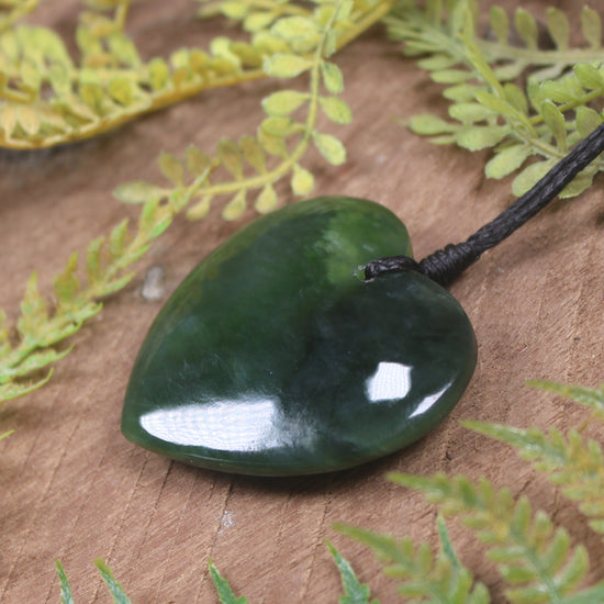 Heart carved from Kawakawa Pounamu - NZ Greenstone