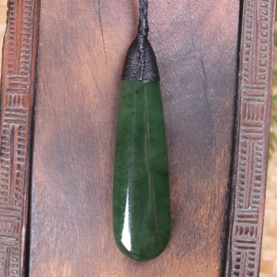 Kawakawa Pounamu Roimata Pendant - NZ Greenstone