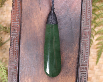 Kawakawa Pounamu Roimata Pendant - NZ Greenstone