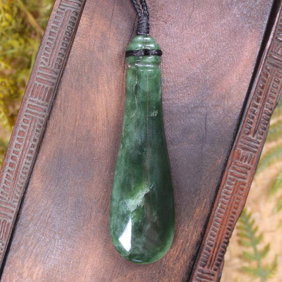 Flower Jade Pounamu Mere Pendant - NZ Greenstone