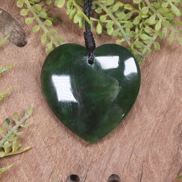 Heart carved from Kawakawa Pounamu - NZ Greenstone
