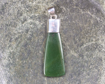 Hapopo Pounamu pendant set in Sterling Silver - NZ Greenstone
