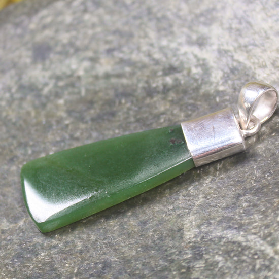 Hapopo Pounamu pendant set in Sterling Silver - NZ Greenstone