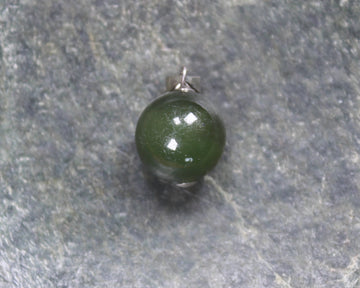 Bead Pounamu necklace - NZ Greenstone