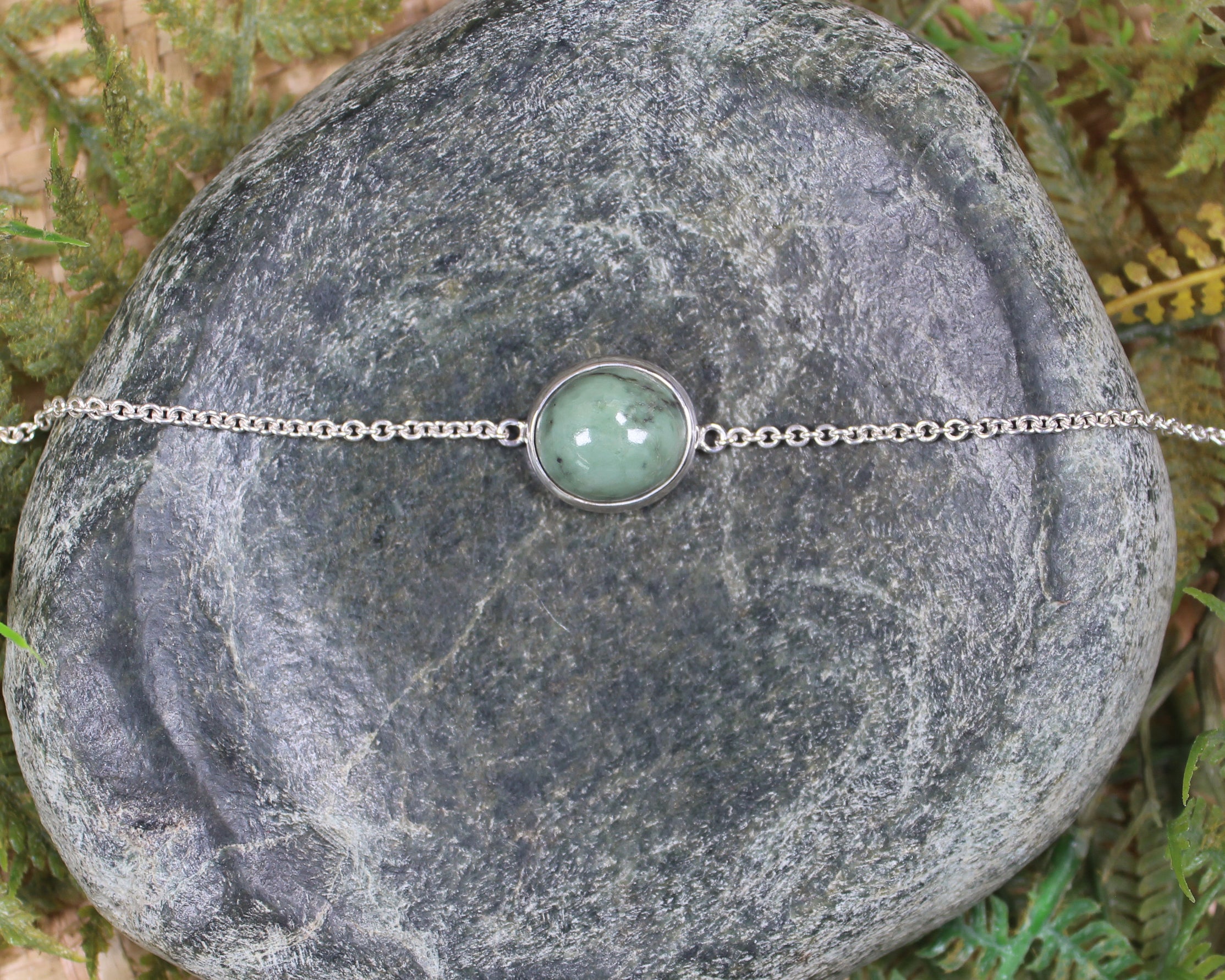 Kawakawa Pounamu Sterling Silver chain bracelet - NZ Greenstone