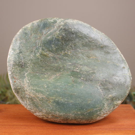 Freeform Pounamu Sculpture - Inanga Pounamu - NZ Greenstone