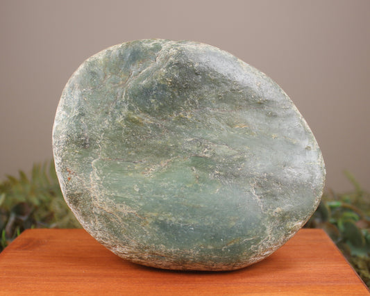 Freeform Pounamu Sculpture - Inanga Pounamu - NZ Greenstone