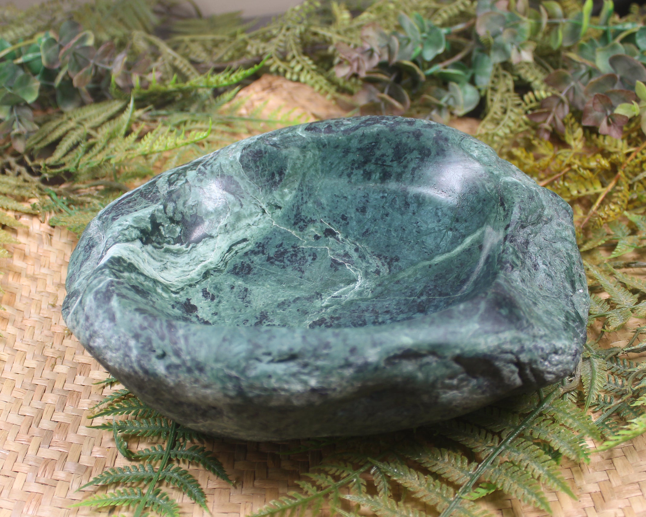 NZ Serpentine Bowl