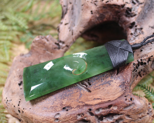 Toki or Adze with Koru carved from Hapopo Pounamu - NZ Greenstone