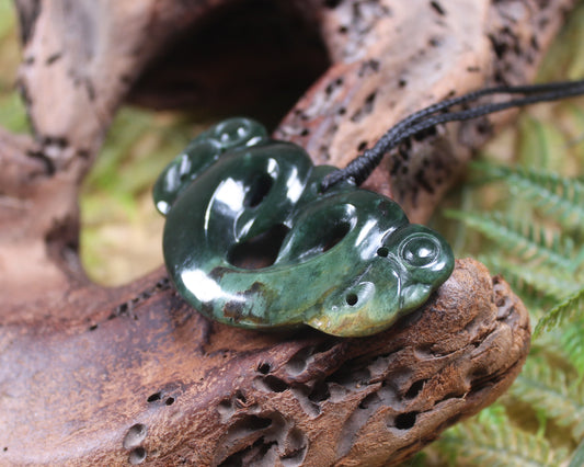 Pekapeka Pendant carved from Flower Jade Pounamu - NZ Greenstone