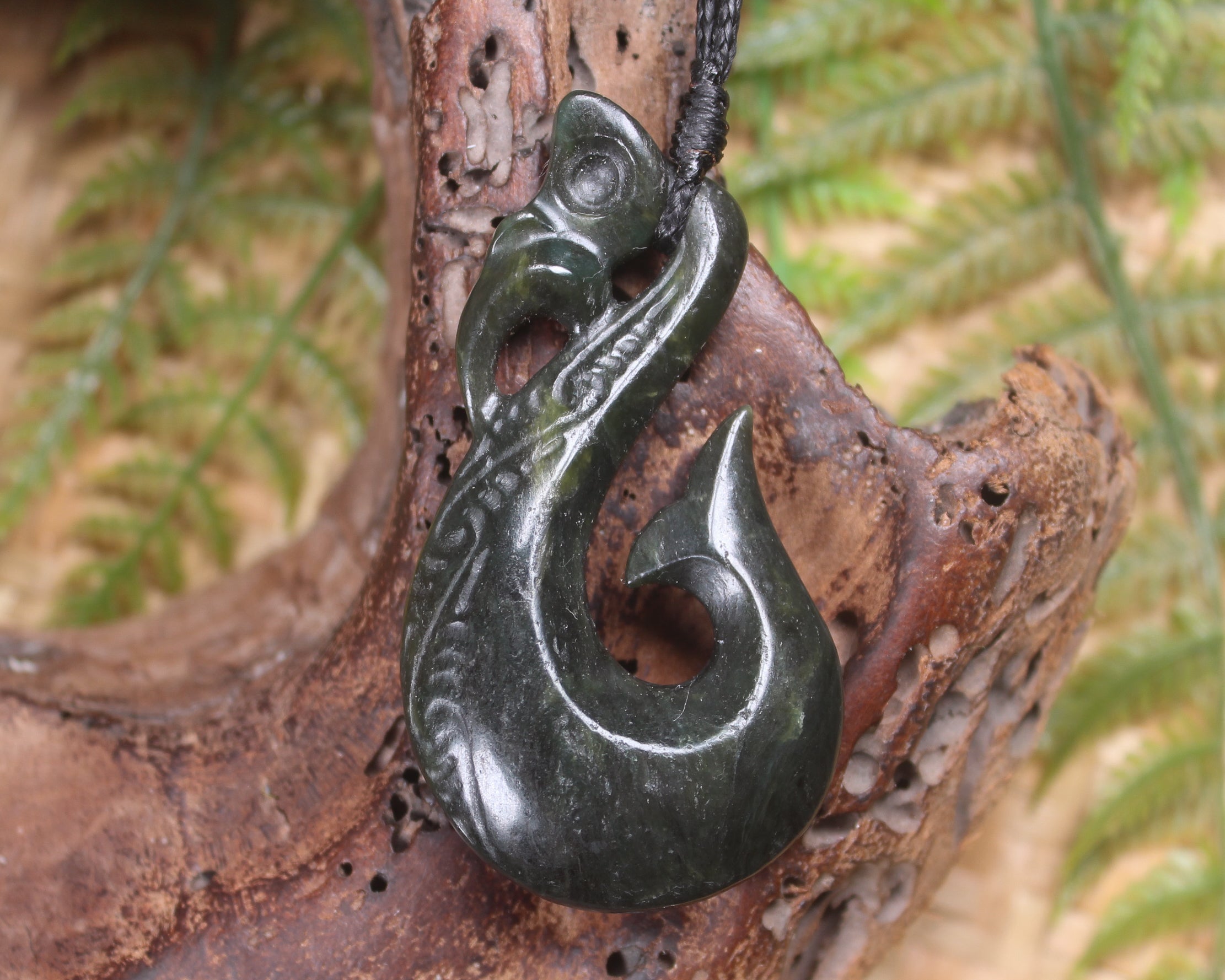 Manaia pendant carved from Rimu Pounamu - NZ Greenstone
