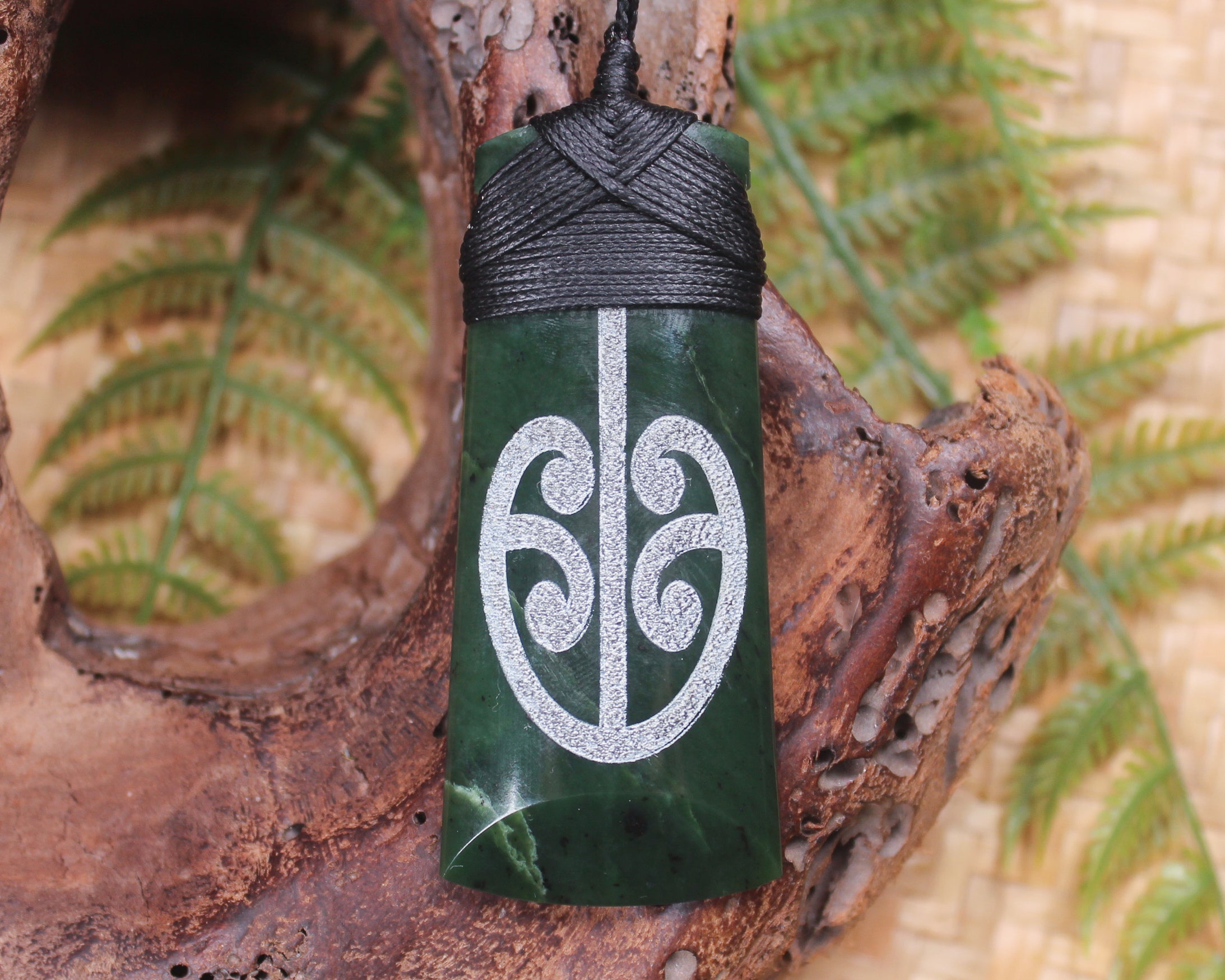 Kawakawa Pounamu Toki