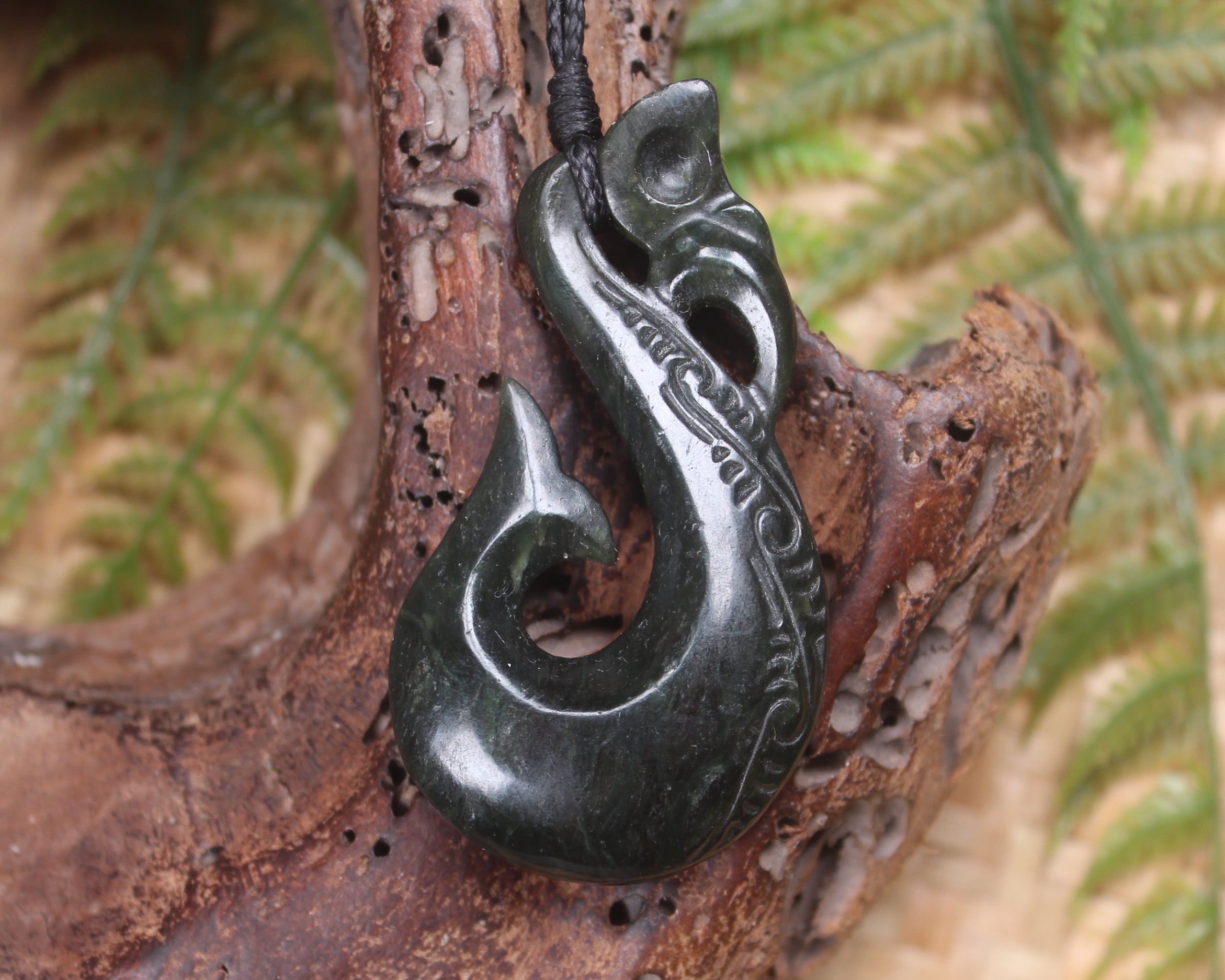 Manaia pendant carved from Rimu Pounamu - NZ Greenstone