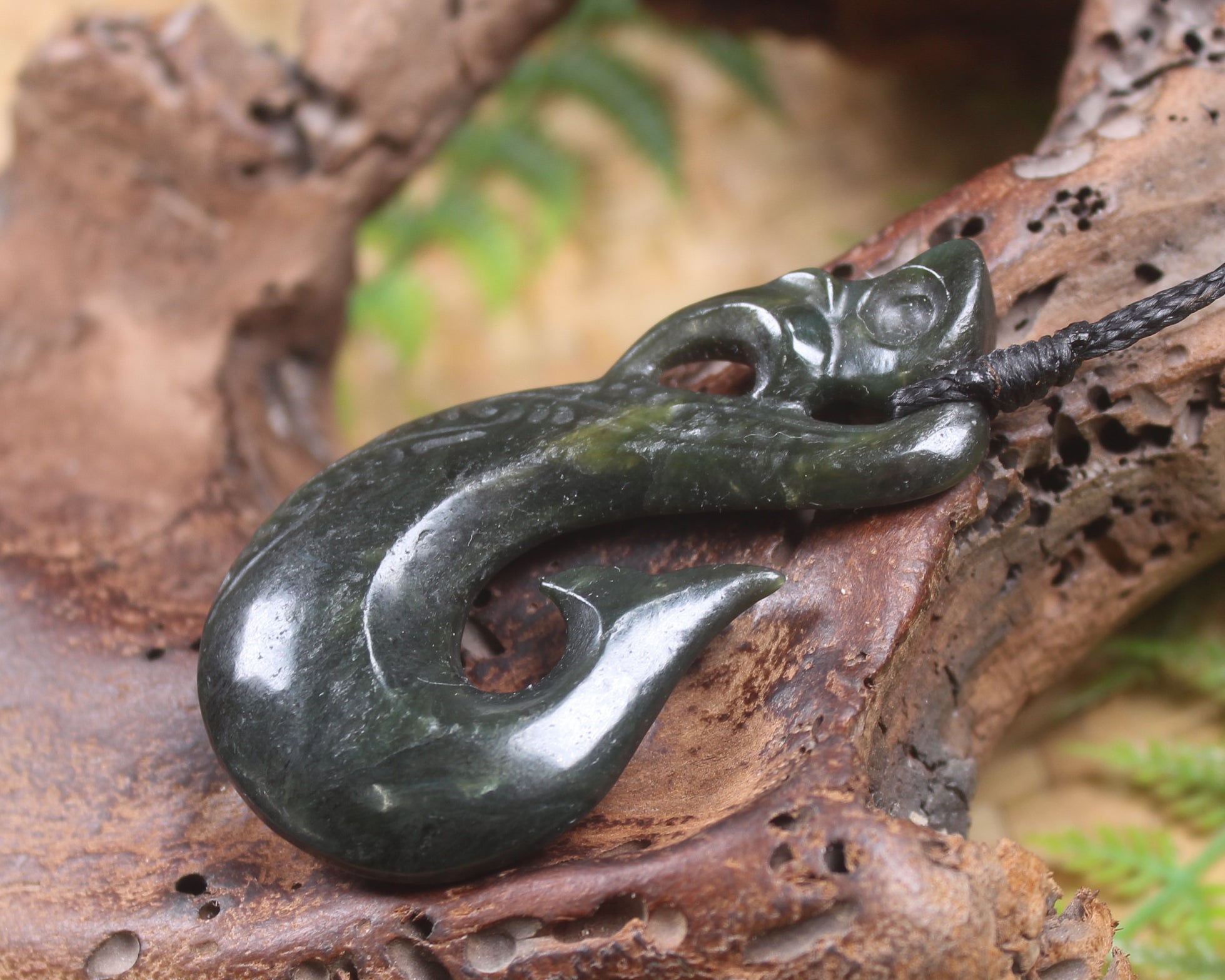 Manaia pendant carved from Rimu Pounamu - NZ Greenstone