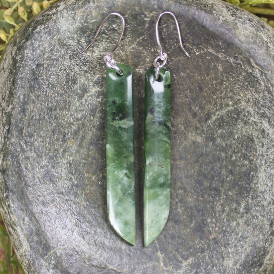 Roimata or Teardrop earrings carved from Kawakawa Pounamu - NZ Greenstone