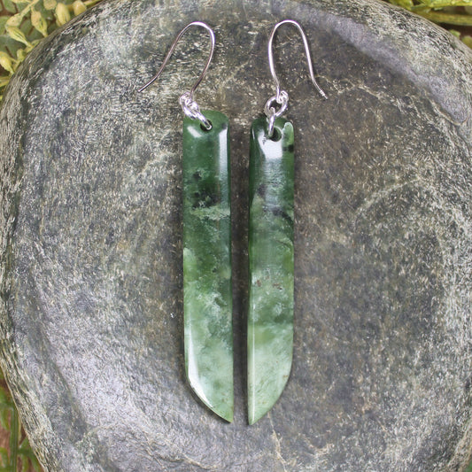 Roimata or Teardrop earrings carved from Kawakawa Pounamu - NZ Greenstone