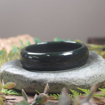 Bangle carved from Kawakawa Pounamu - NZ Greenstone