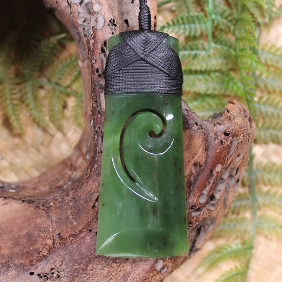 Toki or Adze with Koru carved from Hapopo Pounamu - NZ Greenstone