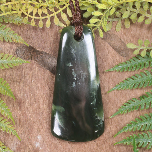 Flower Jade Pounamu Toki