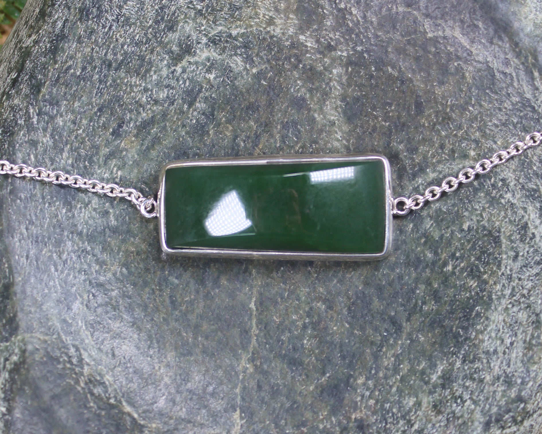 Kawakawa Pounamu Sterling Silver chain bracelet - NZ Greenstone