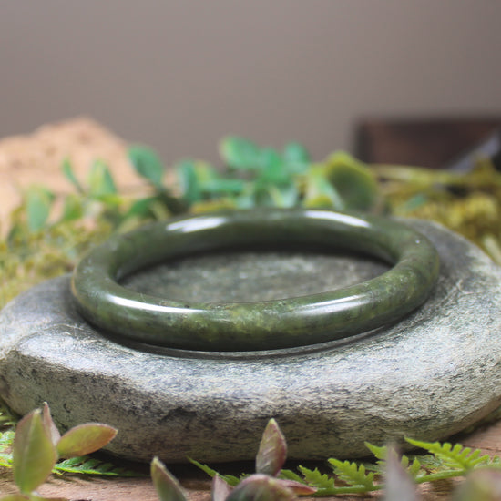 Rimu Pounamu Bangle