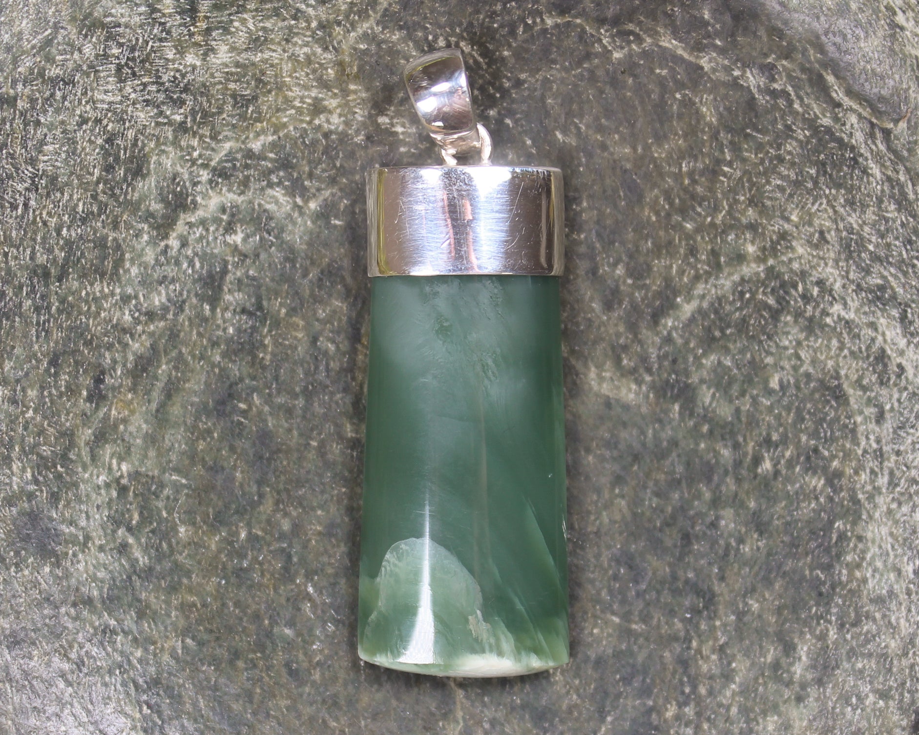 Inanga Pounamu - NZ Greenstone