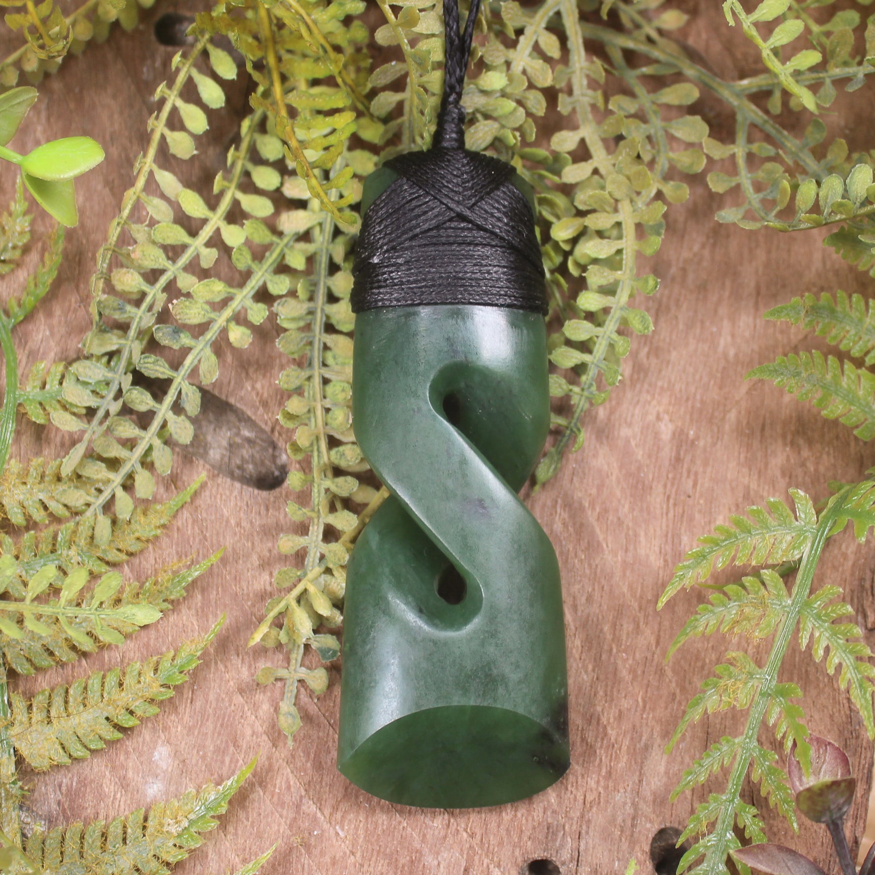 Hapopo Pounamu Toki twist pendant - NZ Greenstone
