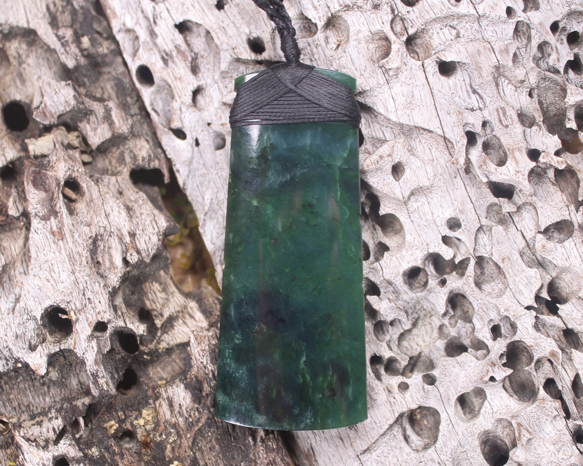Kawakawa Pounamu Toki 