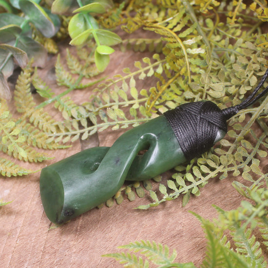 Hapopo Pounamu Toki twist pendant - NZ Greenstone