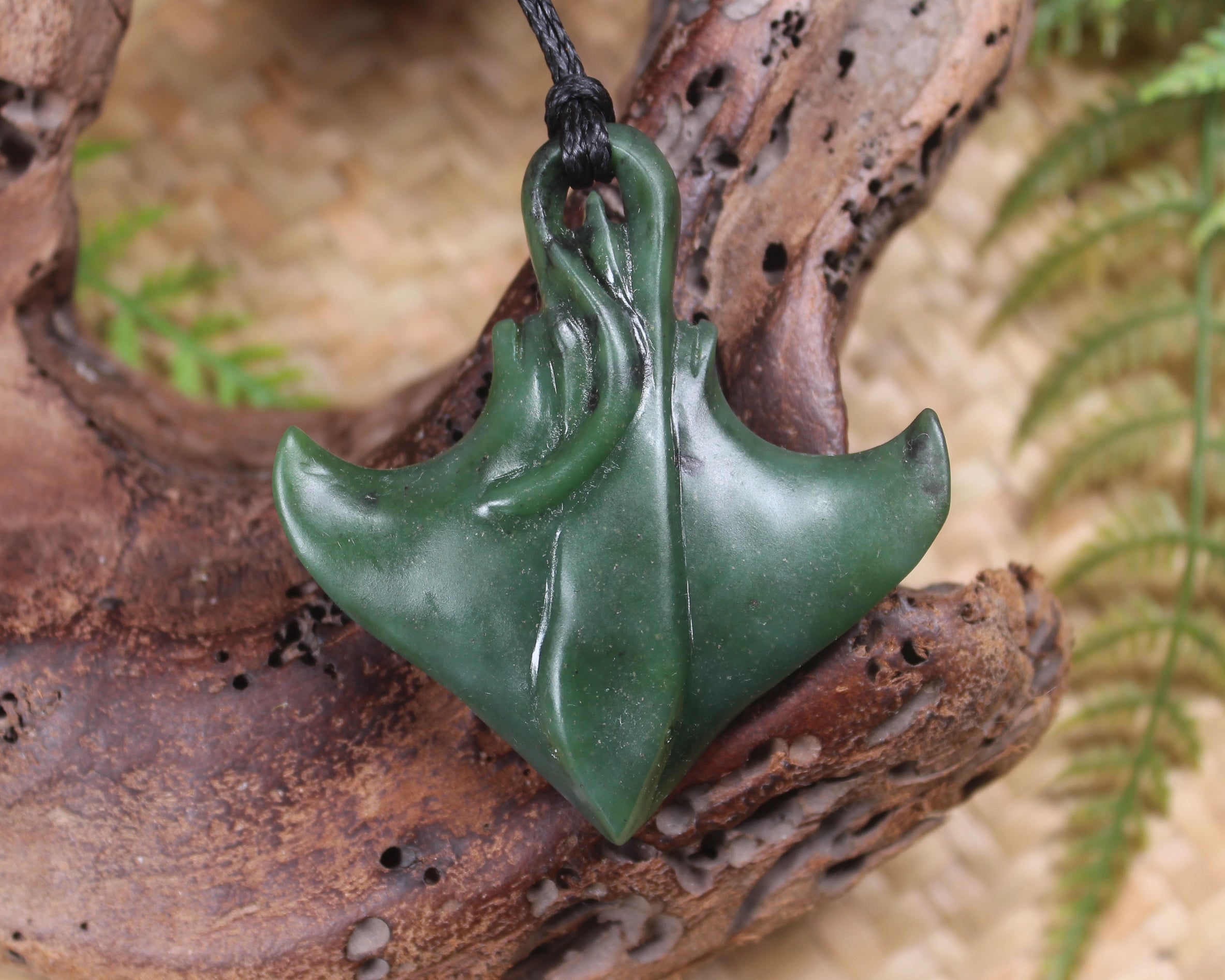 Stingray or Whai carved from Kawakawa Pounamu - NZ Greenstone