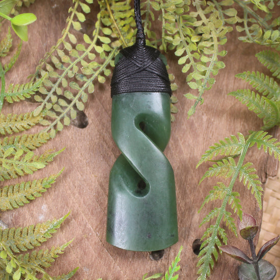Hapopo Pounamu Toki twist pendant - NZ Greenstone