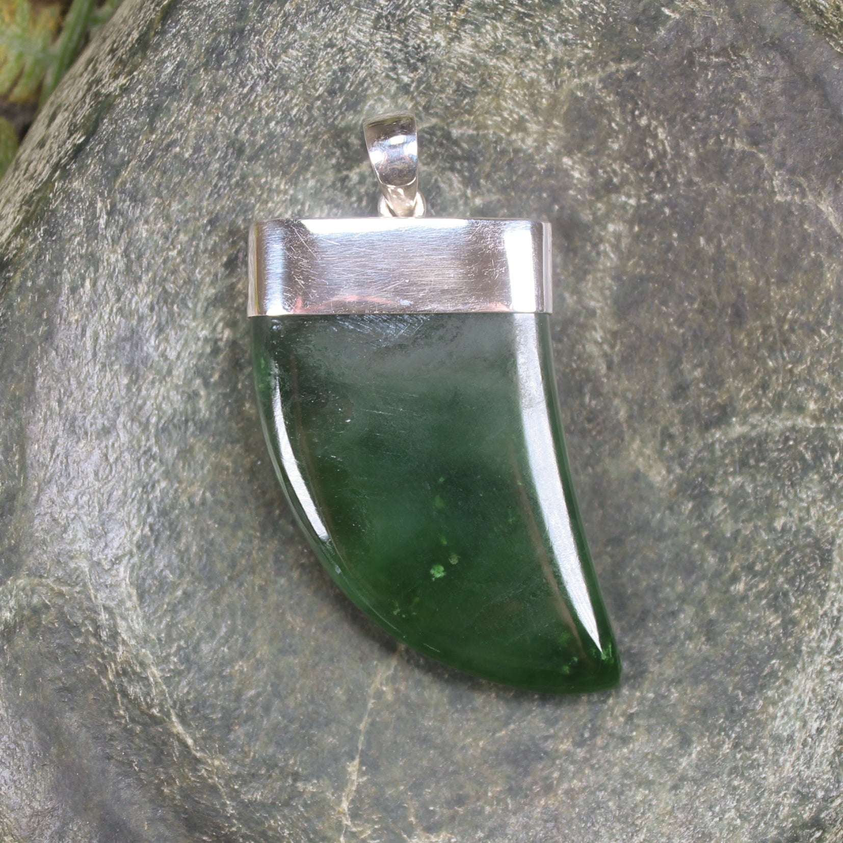 Taniwha Tooth or Niho carved from Kawakawa Pounamu - NZ Greenstone