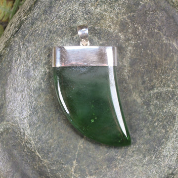 Taniwha Tooth or Niho carved from Kawakawa Pounamu - NZ Greenstone