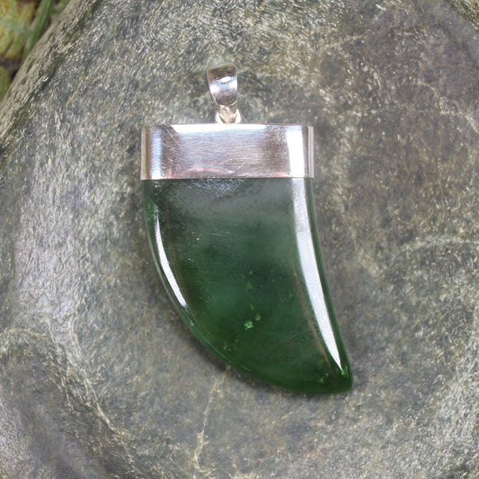 Taniwha Tooth or Niho carved from Kawakawa Pounamu - NZ Greenstone