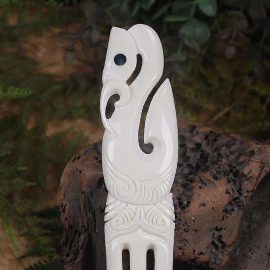 Bone Heru with Manaia 