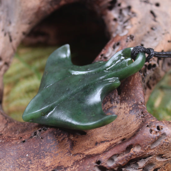 Stingray or Whai carved from Kawakawa Pounamu - NZ Greenstone